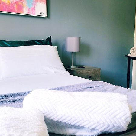Modern 2 Bed House- Free Parking And Close To The Centre Bristol Eksteriør billede