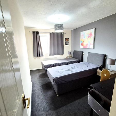 Modern 2 Bed House- Free Parking And Close To The Centre Bristol Eksteriør billede