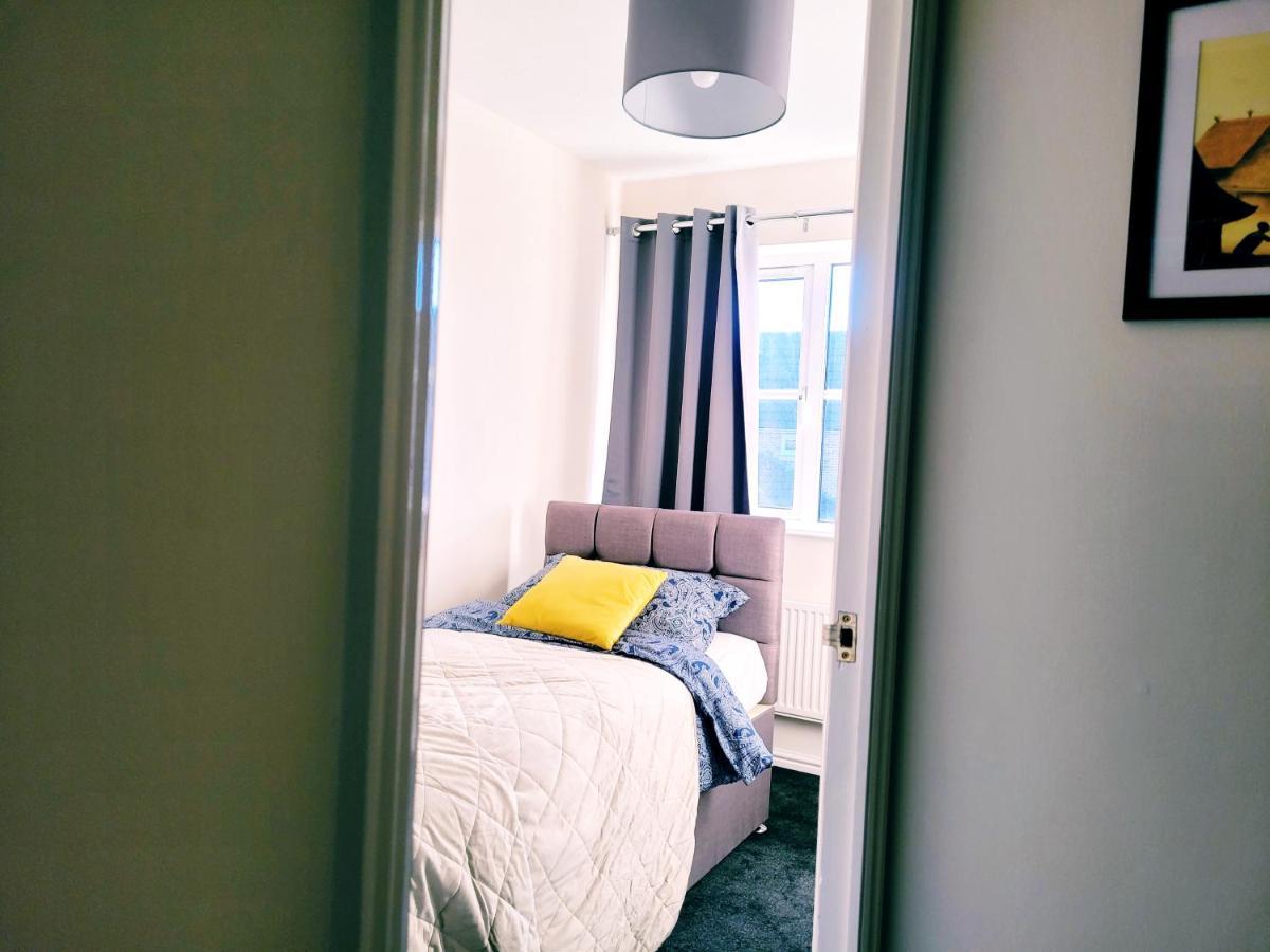Modern 2 Bed House- Free Parking And Close To The Centre Bristol Eksteriør billede