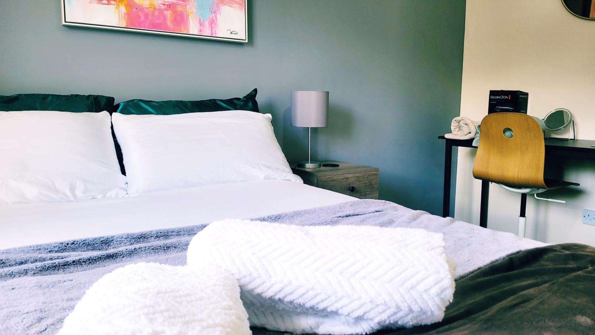 Modern 2 Bed House- Free Parking And Close To The Centre Bristol Eksteriør billede
